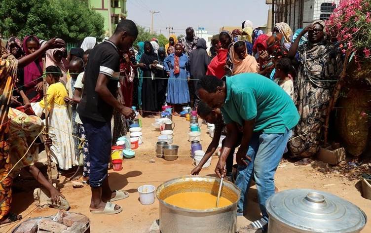 الأغذية العالمي يطالب بوصول كامل إلى السودان لمواجهة خطر “مجاعة محدقة”