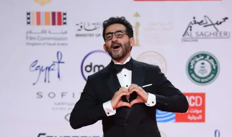 أحمد حلمي: مهرجان القاهرة السينمائي نقل صورة مشرفة للعالم (صور) – فن